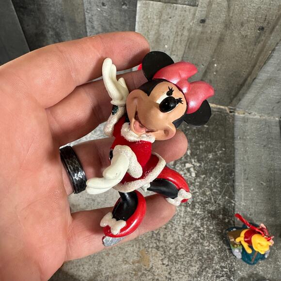 Disney Minnie Mouse Ice skating Ornament Christmas - Picture 5 of 9